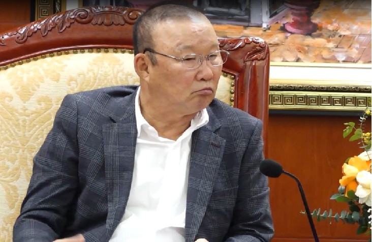 Ông Park Hang-seo chia sẻ về nhà triển lãm, sân bóng tại Hải Dương Ong Park Hang-seo chia se ve nha trien lam, san bong tai Hai Duong