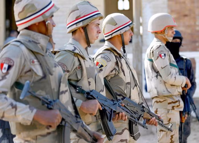 "Chúng tôi kêu gọi những nỗ lực chung giữa hai quốc gia anh em Libya và Ai Cập để đánh bại kẻ chiếm đóng cũng như duy trì an ninh, ổn định chung ở đất nước và khu vực của chúng tôi", người đại diện Quốc hội Libya tuyên bố.