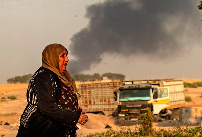 Sáng 12/10, Bộ Quốc phòng TNK cho biết có đến 415 chiến binh của YPG đã bị “vô hiệu hóa” kể từ khi chiến dịch bắt đầu.