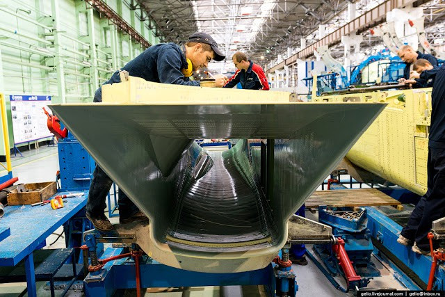 Mặc dù vậy Bộ Quốc phòng Nga đang cho thấy dấu hiệu sẽ không đặt hàng sản xuất Su-34 với số lượng lớn nữa, nhà máy Novosibirsk mặc dù có thể bàn giao 14 - 16 máy bay mỗi năm nhưng hiện họ chỉ còn "nợ" 4 chiếc theo các hợp đồng đã ký.