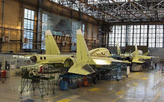 Hiện tại tỷ suất lợi nhuận của nhà máy Novosibirsk ở mức rất thấp, chỉ đạt 3 - 5 % mỗi năm, con số này sẽ còn sụt giảm mạnh trong thời gian tới khi dự kiến họ chỉ bàn giao 6 chiếc Su-34 mỗi năm cho không quân Nga.