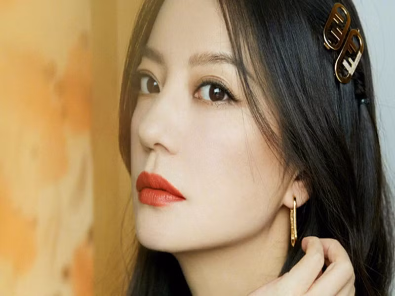 Nhiều người cho rằng Triệu Vy có nguy cơ mất trắng sự nghiệp xây dựng trong gần 30 năm vì lùm xùm lần này.