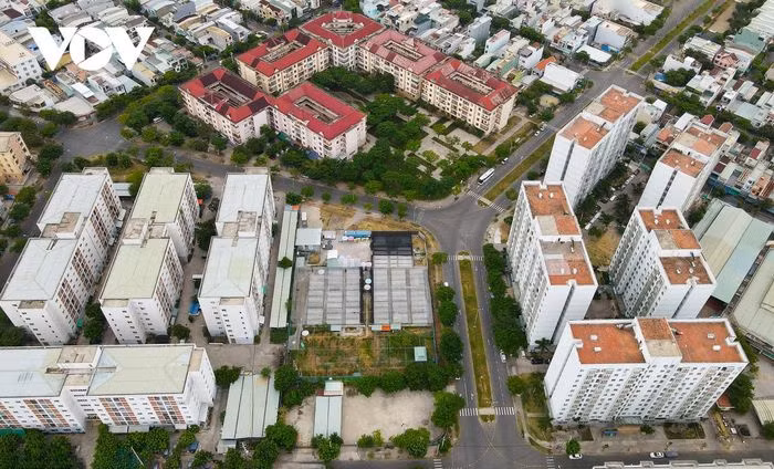 Khu vực các chung cư ở phường Nại Hiên Đông đông đúc là vậy, giờ yên vắng.