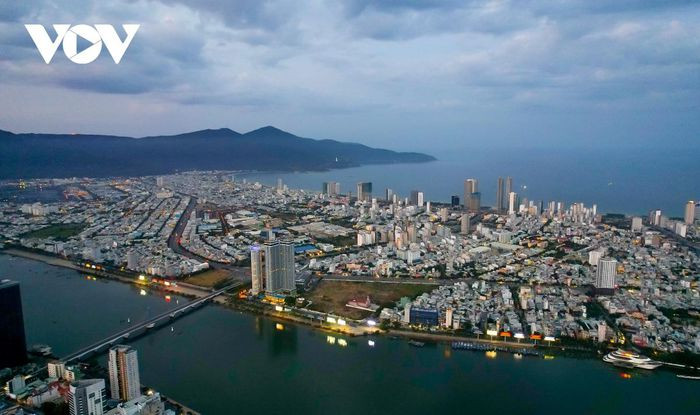 Quận Sơn Trà phía Đông thành phố Đà Nẵng.