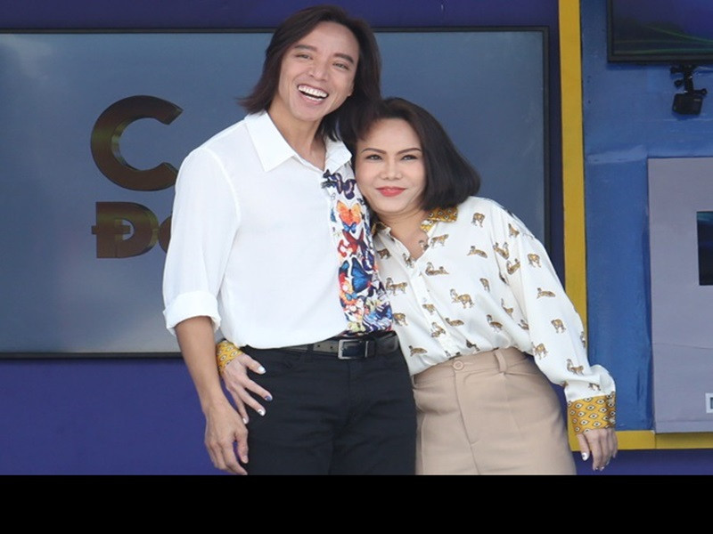 Vợ chồng Việt Hương vẫn hạnh phúc bên nhau sau 15 năm cưới. Ảnh: Phụ nữ Việt Nam