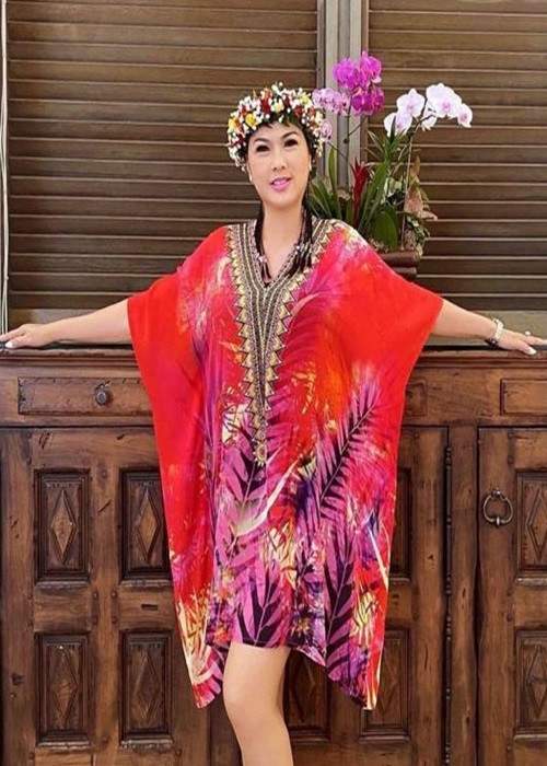 Gần đây, Phương Loan có kỳ nghỉ dưỡng ở Hawaii (Mỹ). Đây là nơi mà hơn 30 năm trước, cô và người chồng quá cố tổ chức hôn lễ.