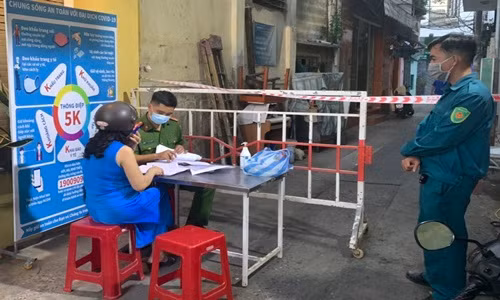 Da Nang xuat hien nhieu o dich Covid-19 tai cac kiet, hem o trung tam