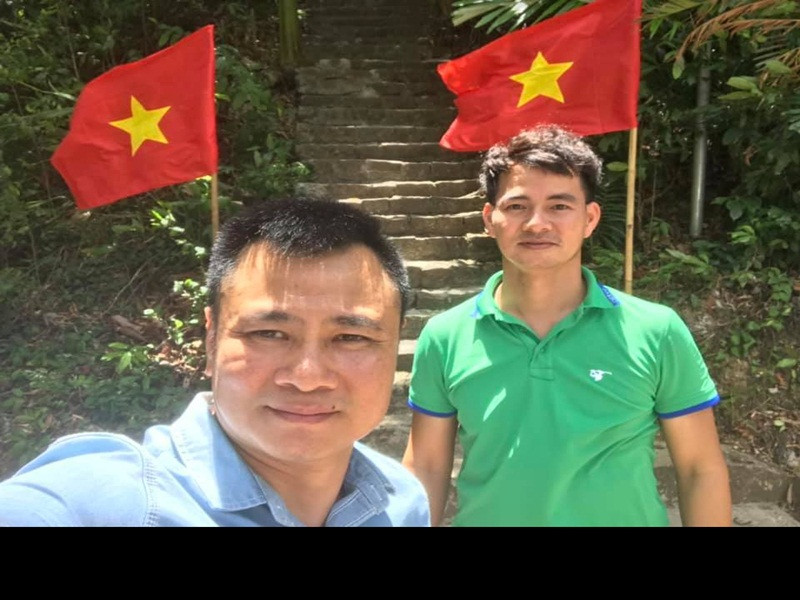 Năm nay, do dịch bệnh, nghệ sĩ Tự Long, Xuân Bắc và Quyền Linh không có hoạt động nghệ thuật nổi bật nhưng vẫn được khán giả chú ý nhờ chung tay chống dịch bệnh cùng cộng đồng.