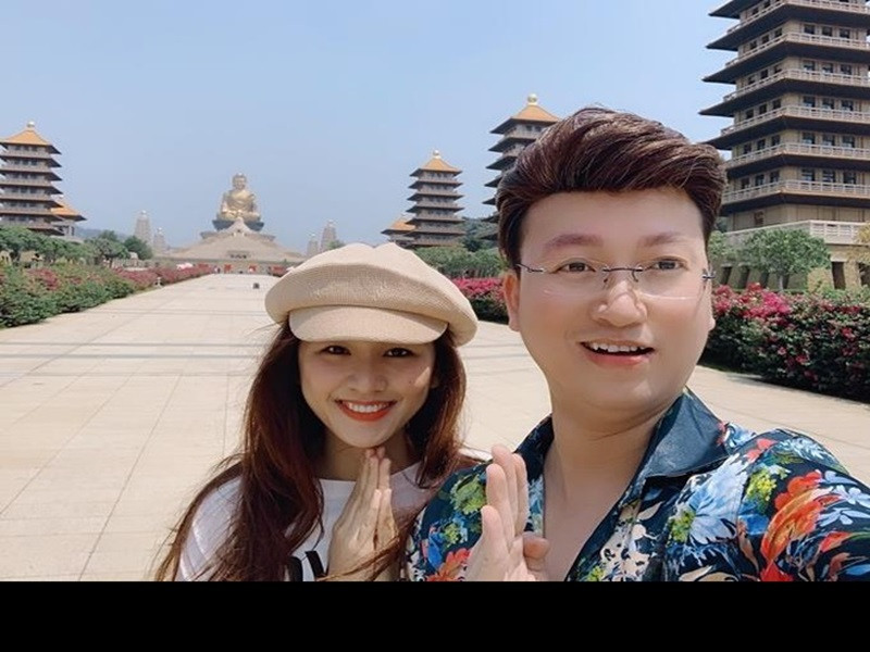 Năm ngoái, trên sóng truyền hình, bà xã của Sỹ Luân từng gửi lời xin lỗi đến mẹ chồng vì những lời nói trong lúc nóng giận khiến bà đau lòng và mong nhận được sự tha thứ. Ảnh: Zing