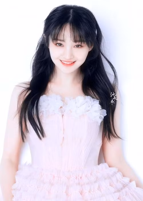 Vì loạt lùm xùm, Trịnh Sảng bị phong sát. Cụ thể, Quảng điện (Tổng cục quảng bá và phát thanh truyền hình Trung Quốc) đăng tải văn bản cấm mọi thể loại truyền hình, quảng cáo, hoạt động nghệ thuật mời Trịnh Sảng. Không phát sóng tất cả chương trình có sự tham gia của nữ diễn viên. Ngoài ra, Trịnh Sảng còn đối diện với khoản nợ lên đến gần 3.300 tỷ đồng để bồi thường cho các nhà sản xuất, nhãn hàng, thương hiệu thời trang mà cô làm đại diện.