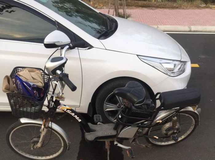 Nu can bo So TN-MT bao gap Truong Ban Kinh te Phu Yen de... muon tien!-Hinh-3