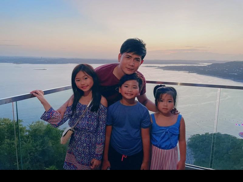 Sau khi sang Mỹ, bà xã của Quách Thành Danh sinh con trai thứ 5 - bé Tuấn Nhiên. Do bị bệnh tim, bé phải phẫu thuật lúc mới 2 ngày tuổi.