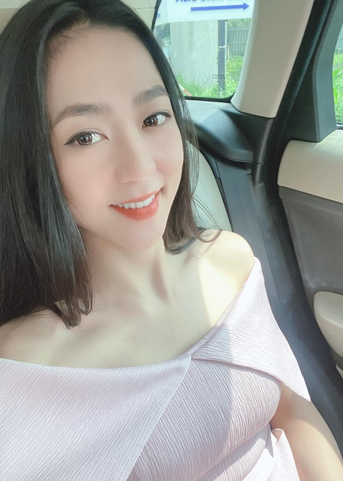 Quang Lê và Hà Thanh Xuân là cặp song ca ăn ý. Cả hai còn có mối quan hệ thân thiết. Hà Thanh Xuân cho biết, cô coi Quang Lê là người anh, người tri kỷ.