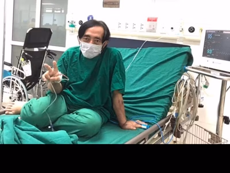 Cuối tháng 7, một số khán giả tỏ ra lo lắng cho nghệ sĩ Giang Còi vì nghĩ rằng anh điều trị bệnh ung thư tại Bệnh viện Phổi Hà Nội có ca mắc COVID-19. Tuy nhiên, Giang Còi cho biết, anh chữa bệnh ở Bệnh viện Phổi Trung ương. Ngoài ra, nam nghệ sĩ còn chia sẻ hình ảnh điều trị. Anh trông gầy gò, hốc hác. Khi được nhiều người hỏi thăm, Giang Còi không hề than vãn mà gửi lời động viên mọi người cùng vượt qua dịch bệnh.