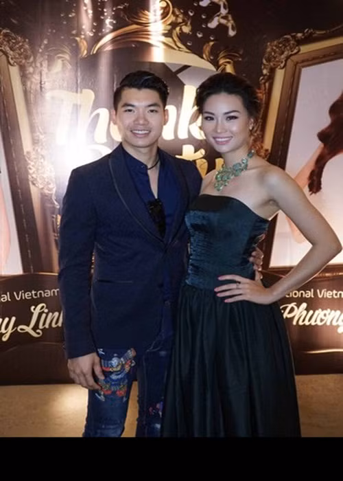 Trương Nam Thành hẹn hò người mẫu Thùy Linh năm 2014 rồi chia tay. Tháng 1/2017, cặp đôi đánh dấu sự tái hợp bằng màn cầu hôn lãng mạn. Không ngờ, ngay sau đó, Thùy Linh xác nhận đã hủy hôn. Trên Zing, nữ người mẫu khẳng định cô hủy hôn vì Trương Nam Thành ngoại tình. Hiện tại, Trương Nam Thành đã kết hôn. Ảnh: Zing