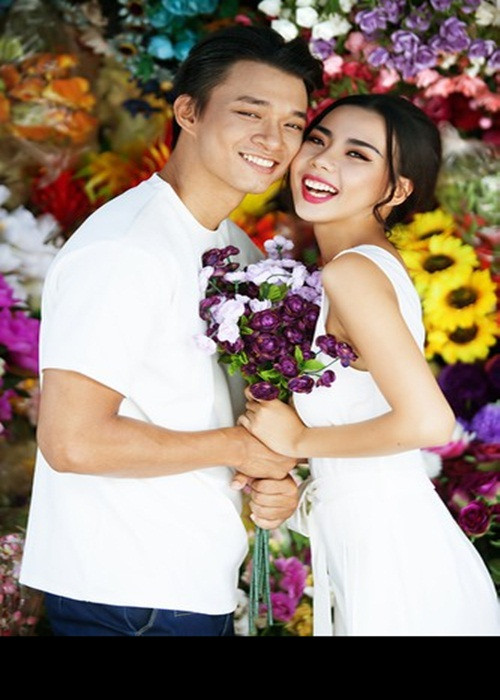 Lại Thanh Hương lại ngoại tình trước hôn lễ. Cụ thể, đầu năm 2016, cô và Mạnh Hiệp tuyên bố sẽ làm đám cưới vào cuối năm 2016 sau hơn 8 năm hẹn hò. Tuy nhiên, sau đó, Lại Thanh Hương lại tuyên bố chia tay Mạnh Hiệp vì ngoại tình.