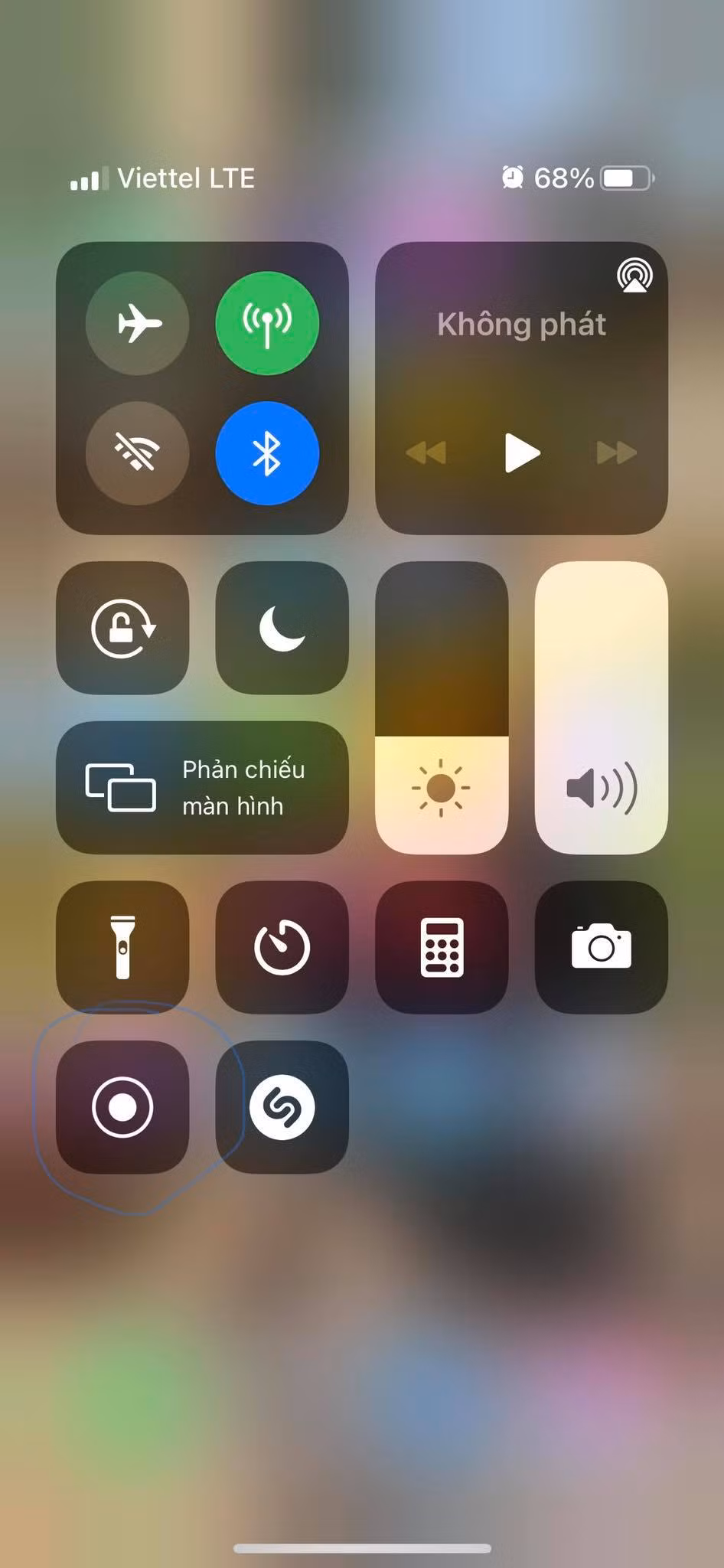 Voi 3 buoc don gian, ban co ngay doan hoi thoai giong “chi Google“