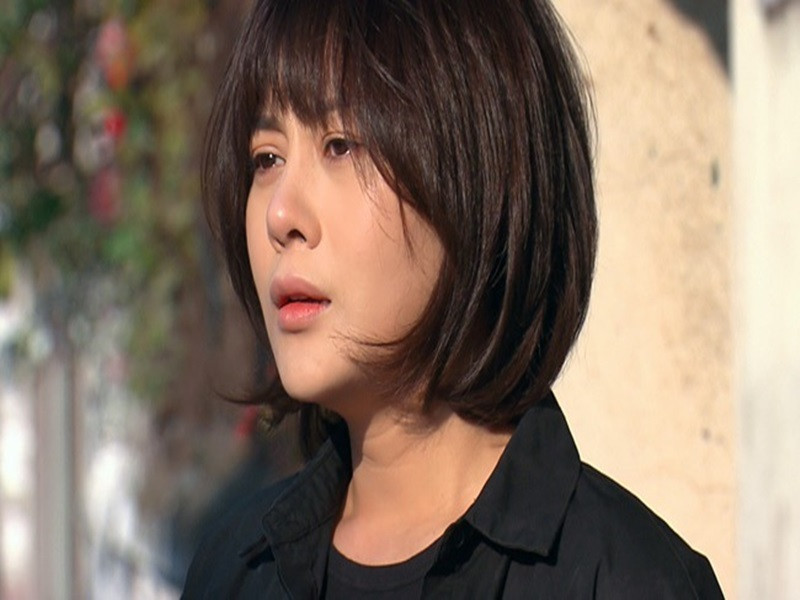 Ngay khi có tên trong danh sách công bố đợt 2 đề cử giải Diễn viên nữ ấn tượng VTV Awards 2021, Phương Oanh một lần nữa rút tên. Trước đó, nữ diễn viên quyết định không tranh giải vì muốn tập trung cho diễn xuất.