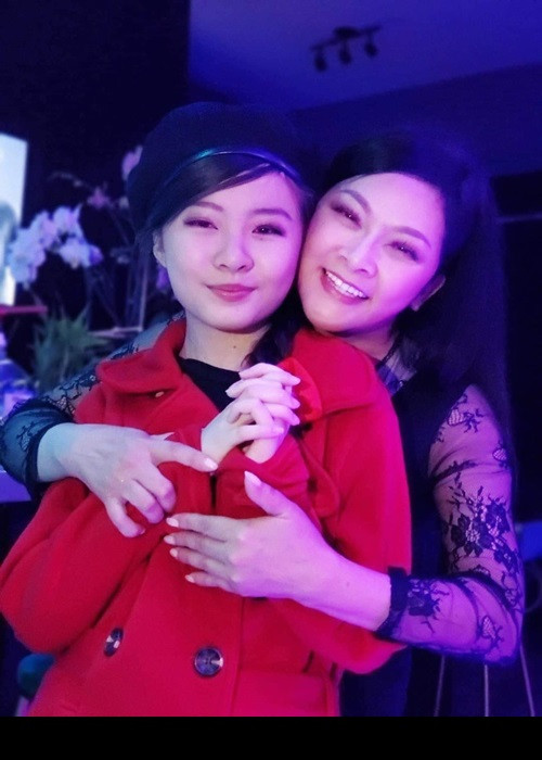 Đông Nghi là kết quả tình yêu của Như Quỳnh và kỹ sư Nguyễn Thắng.