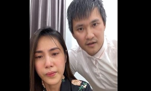 Cong Vinh - Thuy Tien moi ba Phuong Hang cung ra ngan hang in sao ke