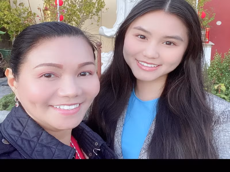 Con gái Ngọc Huyền năm nay 17 tuổi, sở hữu nhan sắc xinh đẹp.