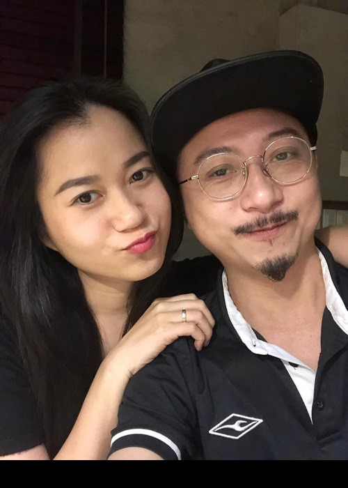 Lâm Vỹ Dạ thần tượng Hứa Minh Đạt từ năm 15-16 tuổi nhưng đến 4 năm sau mới có dịp tiếp cận nam diễn viên khi học chung trường Sân khấu Điện ảnh.