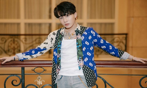 Ro thong tin ve tinh trang cua Jack giua on ao co con