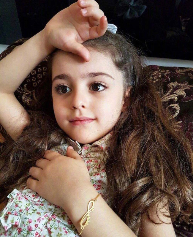 Những hình ảnh ai nhìn cũng phải xuýt xoa và chắc hẳn, cha mẹ của cô bé đã phải rất kì công để tạo nên một sinh nhật ý nghĩa cho con gái.