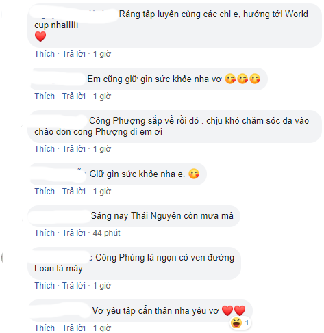 Hot girl DT Bong da nu Viet Nam phan phao viec mac ao dai tap bong-Hinh-2