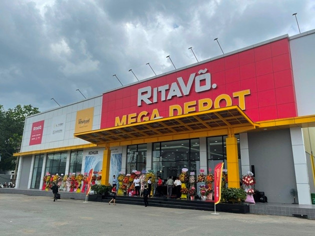 Hoãn phiên tòa vụ Tập đoàn Rita Võ kiện khách hàng Hoan phien toa vu Tap doan Rita Vo kien khach hang