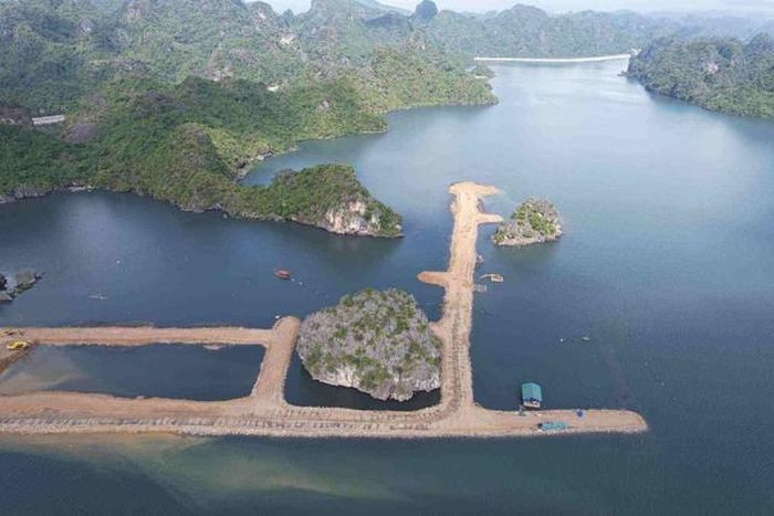 Dự án quây núi thành “hòn non bộ” ở vịnh Hạ Long: Bộ KH&CN có vào cuộc? Du an quay nui thanh “hon non bo” o vinh Ha Long: Bo KH&CN co vao cuoc?