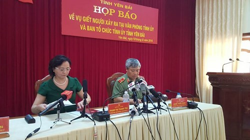 Trong buổi họp báo thông tin chính thức về vụ việc Bí thư tỉnh ủy Yên Bái bị bắn nói trên, bà Phạm Thị Thanh Trà, Chủ tịch UBND Tỉnh Yên Bái đã thông tin diễn biến vụ án mạng. Ngay sau khi xảy ra vụ án, tỉnh Yên Bái đã khẩn trương huy động tối đa lực lượng, bác sĩ đến BV Đa khoa tỉnh để cấp cứu, đồng thời trực tiếp liên hệ tới Bộ trưởng Bộ Y tế và BV Bạch Mai, BV Việt Đức để nhờ hỗ trợ. Thủ tướng Chính phủ đã điều động một trực thăng và Bộ trưởng Bộ Y tế đã điều động đội ngũ giáo sư, bác sĩ giỏi nhất, tập trung cao độ để cấp cứu cho các nạn nhân. Cùng với đó, khẩn trương huy động lực lượng Công an để làm các nhiệm vụ theo quy định, phong tỏa tại địa bàn trọng yếu, đảm bảo an ninh trật tự, thuận lợi cho công tác điều tra. Đồng thời, tỉnh đã báo cáo lên Văn phòng Trung ương Đảng, Văn phòng Chính Phủ, Văn phòng Chủ tịch nước, Văn phòng Chủ tịch Quốc hội, Ban tổ chức và một số bộ ngành Trung ương và Ban Tuyên giáo, đồng thời báo cáo Bộ Thông tin và Truyền thông để có định hướng thông tin.