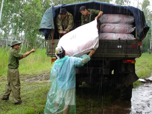 Công tác cứu hộ các địa phương ngập lụt đang được khẩn trương triển khai.