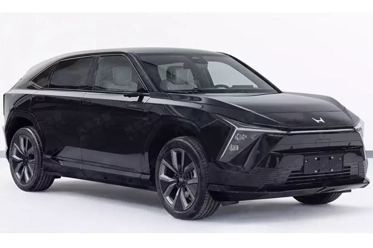 Vào ngày 12/7/2024 vừa qua, mẫu SUV chạy điện thuần chủng cỡ trung Honda Ye S7 2025 mới đã được Bộ Công nghiệp và Công nghệ thông tin (MIIT) của Trung Quốc công bố.
