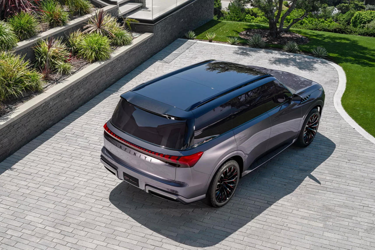 Ông Craig Keeys, phó chủ tịch Infiniti Americas cho biết: “QX80 hoàn toàn mới sẵn sàng nâng tầm vị thế mẫu xe hàng đầu của Infiniti với ngôn ngữ thiết kế tiên tiến, kỹ nghệ chế tác thủ công đặc biệt và công nghệ hiện đại nhằm xác lập tiêu chuẩn mới trong phân khúc SUV hạng sang".