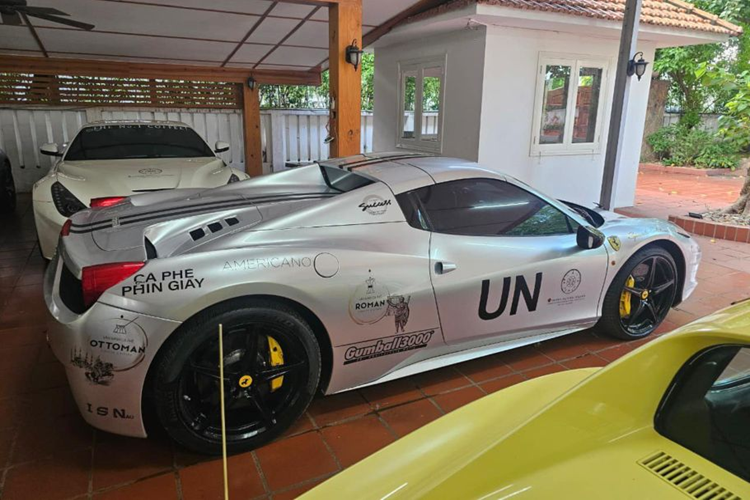 Được biết, ngoài việc sở hữu những cỗ xe thời thượng, các thành viên tham gia hành trình Gumball 3000 còn phải bỏ ra chi phí không hề nhỏ. Con số cho mỗi xe tham dự với 2 người có thể lên đến 80.000 bảng Anh (tương đương khoảng 2,58 tỷ đồng).