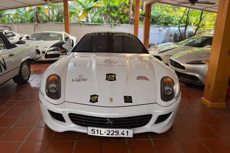 Dan sieu xe nghin ty cua “vua cafe Viet