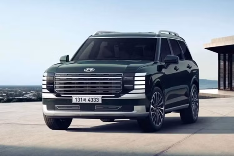 Trong đó, có đến 70% số lượng đơn đặt hàng là mua bản Hyundai Palisade hybrid 2025 mới. Bản này có giá cao hơn 6 triệu won (103,62 triệu đồng) so với phiên bản xăng thường.