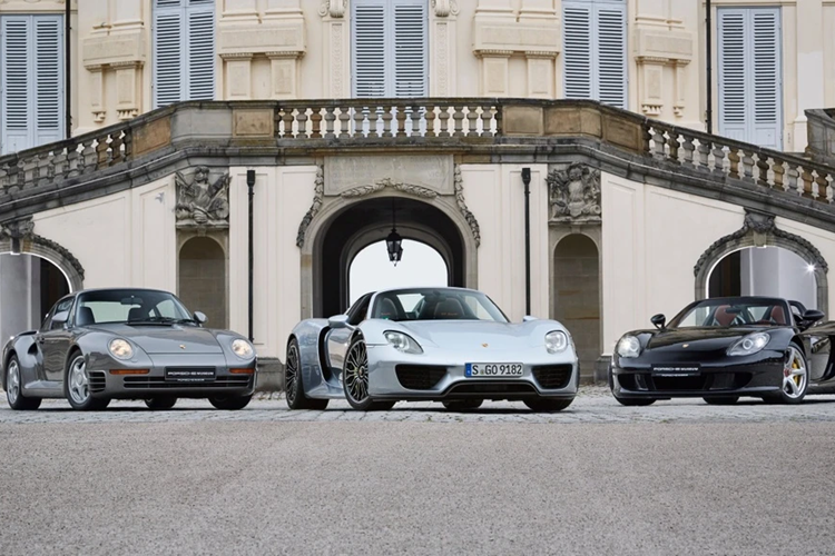 Nếu được trang bị như trên, phiên bản thương mại của Porsche Mission X sẽ có hiệu suất vượt xa các đàn anh 959, Carrera GT và 918 Spyder. Hiện tại, mẫu hypercar Porsche 918 Spyder được trang bị động cơ V8 hút khí tự nhiên 4.6L và 2 động cơ điện có công suất tối đa 887 mã lực.