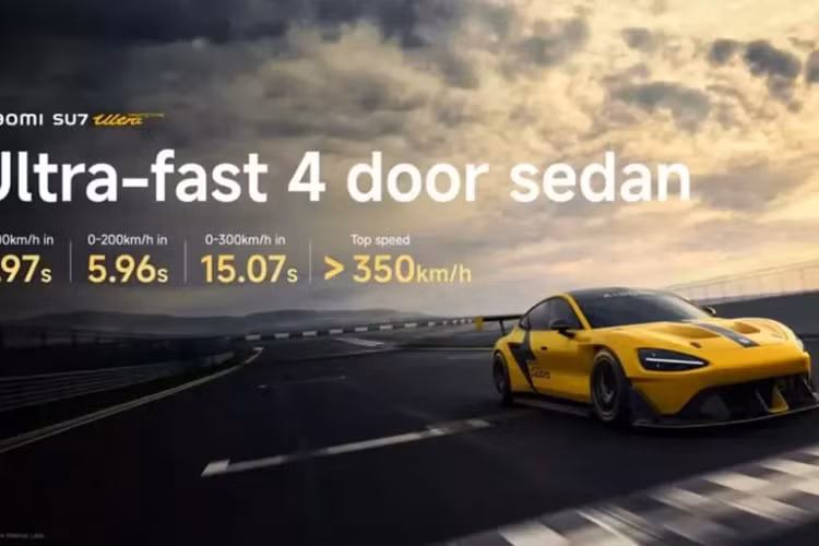 Chiếc siêu xe điện Xiaomi SU7 Ultra có thể tăng tốc từ vị trí xuất phát đến 100 km/h chỉ trong thời gian 1,97 giây và từ 0 đến 200 km/h chỉ trong 5,97 giây, đạt tốc độ tối đa 300 km/h chỉ trong 15 giây. Tốc độ tối đa được báo cáo là 350 km/h và xe chỉ nặng dưới 1.900 kg.