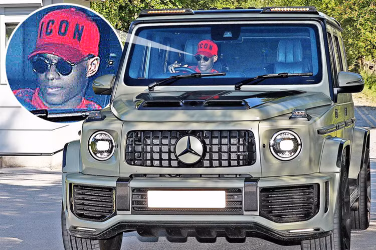 McLaren 765 Long Tail có khả năng tăng tốc từ 0 lên 100 km/h chỉ trong 2,8 giây, tuy nhiên vận tốc tối đa giảm từ 341 km/h xuống 330 km/h do thiết kế khí động học tạo lực ép xuống mặt đường lớn hơn. 