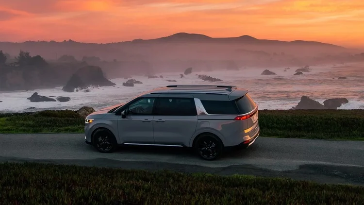 Kia thong bao trieu hoi hon 100.000 xe Carnival va Sportage-Hinh-2