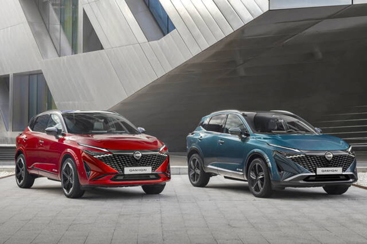 Trong khi đó, phiên bản e-Power với công suất tối đa 187 mã lực, cho phép xe vận hành như ô tô điện, kết hợp với hộp số sàn 6 cấp hoặc CVT. Hiện mức giá xe Nissan Qashqai 2024 chưa công bố.