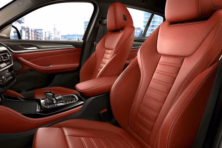 BMW X2 không thực sự là một sự thay thế cho X4, nhưng những khách hàng mua sắm trong phân khúc này thường cũng không quá quan tâm tới sự khác biệt giữa hệ dẫn động cầu trước và cầu sau. Nghe tin tức về một chiếc SUV bị khai tử không phải là điều chúng tôi đã quen nhưng thực lòng chúng tôi không buồn vì nó sẽ biến mất.