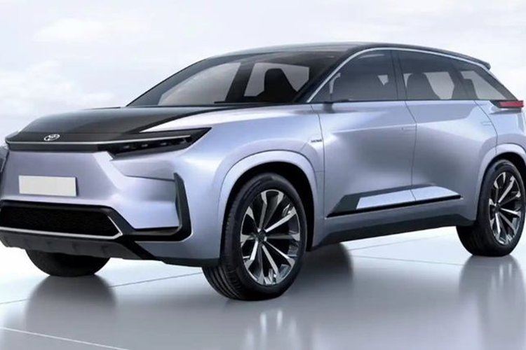 Khác với nhiều mẫu SUV thuần điện khác của thương hiệu, Land Cruiser EV sẽ được phát triển dựa trên nền tảng khung gầm rời dạng bậc thang giống với bản chạy xăng nhằm đảm bảo khả năng off-road.