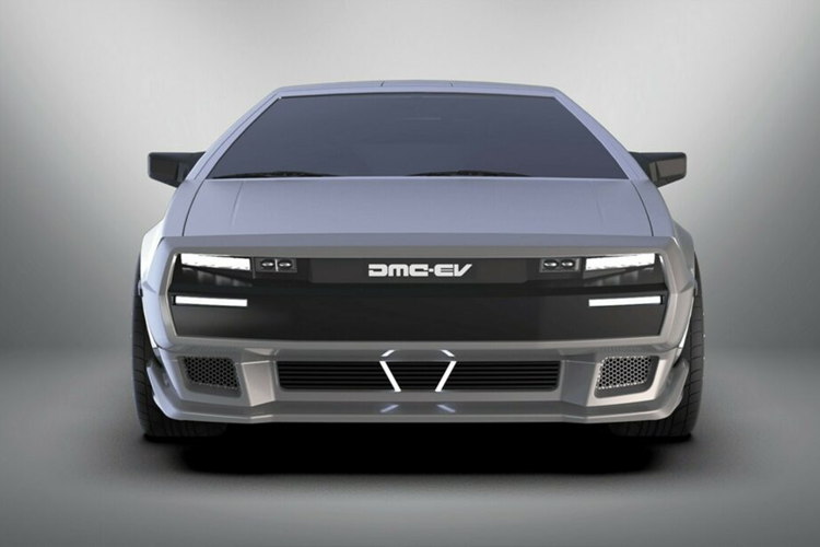 Thương hiệu cũng chia sẻ rằng chiếc xe sẽ có các tính năng an toàn mới như bảo vệ chống xâm nhập từ bên ngoài và hệ thống kiểm soát lực kéo. Xe cũng được trang bị bộ pin CATL 70 kWh dự kiến sẽ cung cấp năng lượng cho bốn động cơ điện Elaphe L1600.