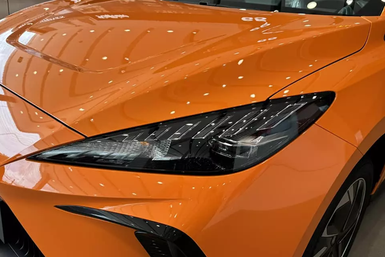 Bản thân thương hiệu MG cũng không kỳ vọng MG4 EV sẽ đạt doanh số cao tại Việt Nam do chưa có hạ tầng trạm sạc. Theo thương hiệu con của tập đoàn SAIC, MG4 EV nhắm đến những khách hàng đã sở hữu ô tô và muốn trải nghiệm thêm xe điện.