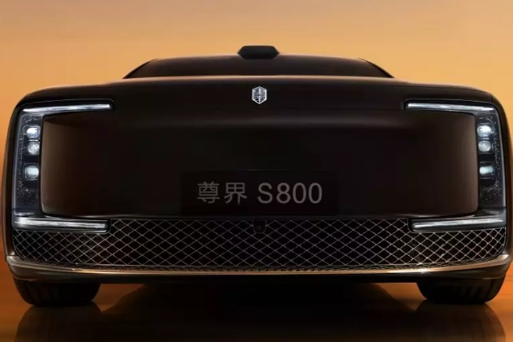 Là thương hiệu con của Huawei nên chắc chắn Maextro S800 sẽ sở hữu hàng loạt công nghệ hiện đại như: hệ thống hỗ trợ dựa trên trí thông minh nhân tạo AI và tính năng lái bán tự động cấp độ 3.