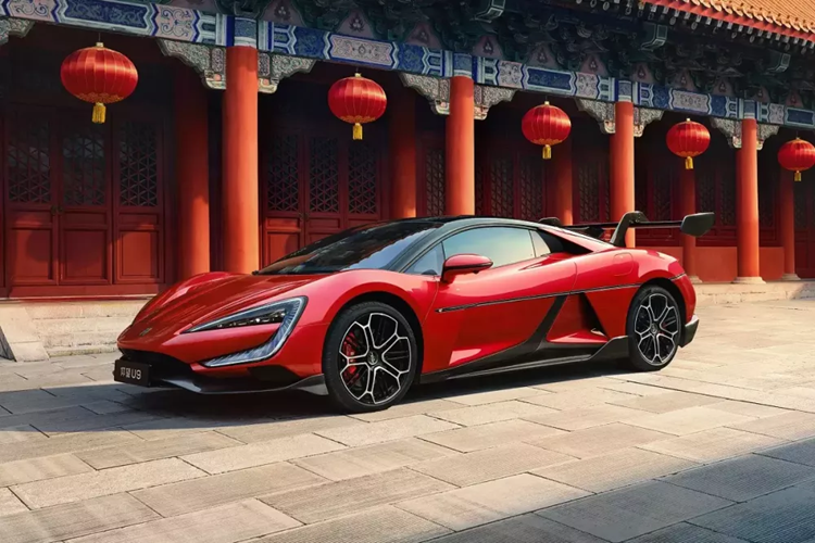 Yangwang U9 2024 - sieu xe dien Trung Quoc gia tu 5,75 ty dong