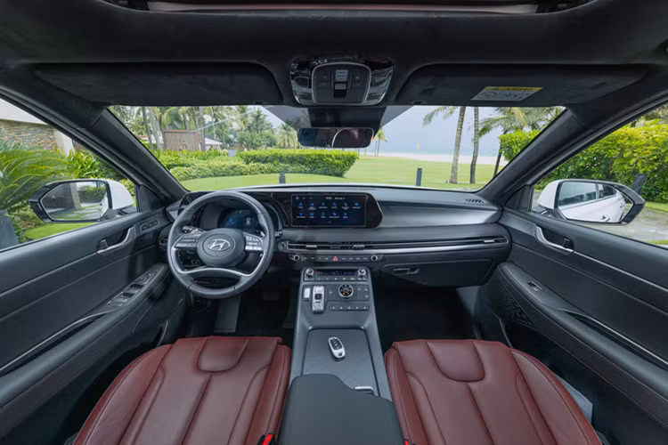 Đây là lô xe thứ 4 xuất khẩu trong tháng 10, nâng tổng số xe Hyundai Palisade xuất khẩu sang Thái Lan lên 110 chiếc. Hoạt động này nằm trong kế hoạch dự kiến xuất khẩu hơn 4.000 xe Hyundai của HTMV sang các nước trong khu vực giai đoạn 2024 - 2025.